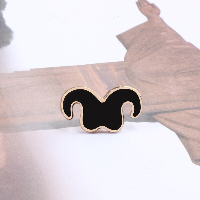 Mode Enmale Pins Snor Baard Bril Zonnebril Metalen Broches Voor Mannen Vrouwen Shirt Kleding Revers Pin Knop Badge Sieraden: Gold Moustache