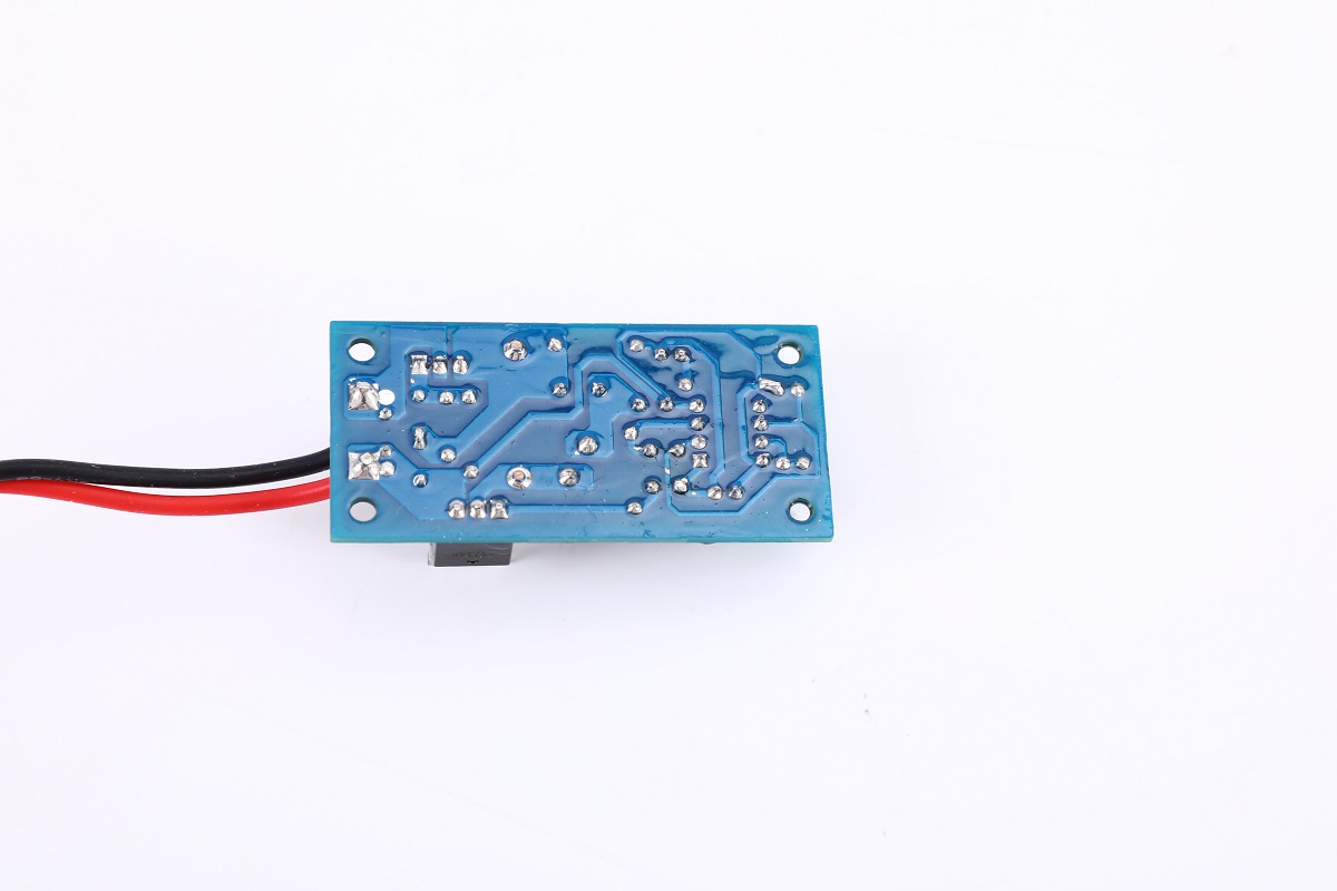 12V Batterie Desulfator Blei-Säure Batterie Regeneration Sulfat Entfernung Blei Batterie Desulfator Runde Terminal