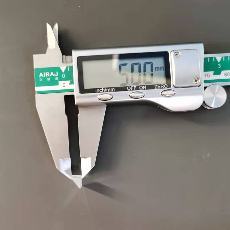 Prism 5 * 5.5*5.5 mm Right Angle Optical Grade Glass Element Total Reflection Rhombus Lens Processing Customization