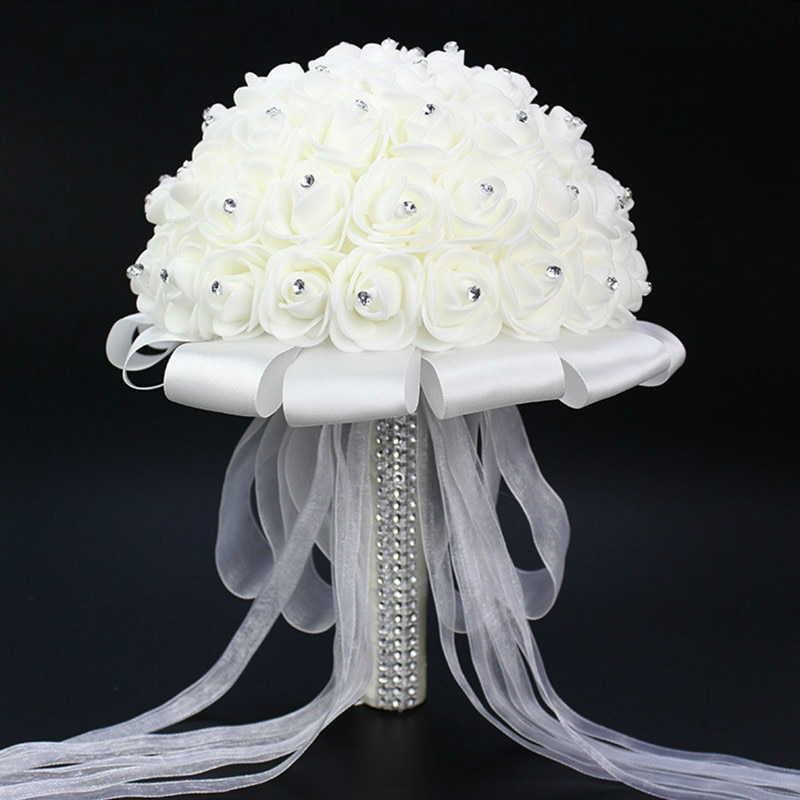 Wit bruidsboeket kristallen lint bruidsbloemen bruidsboeketten chique bruidsboeket