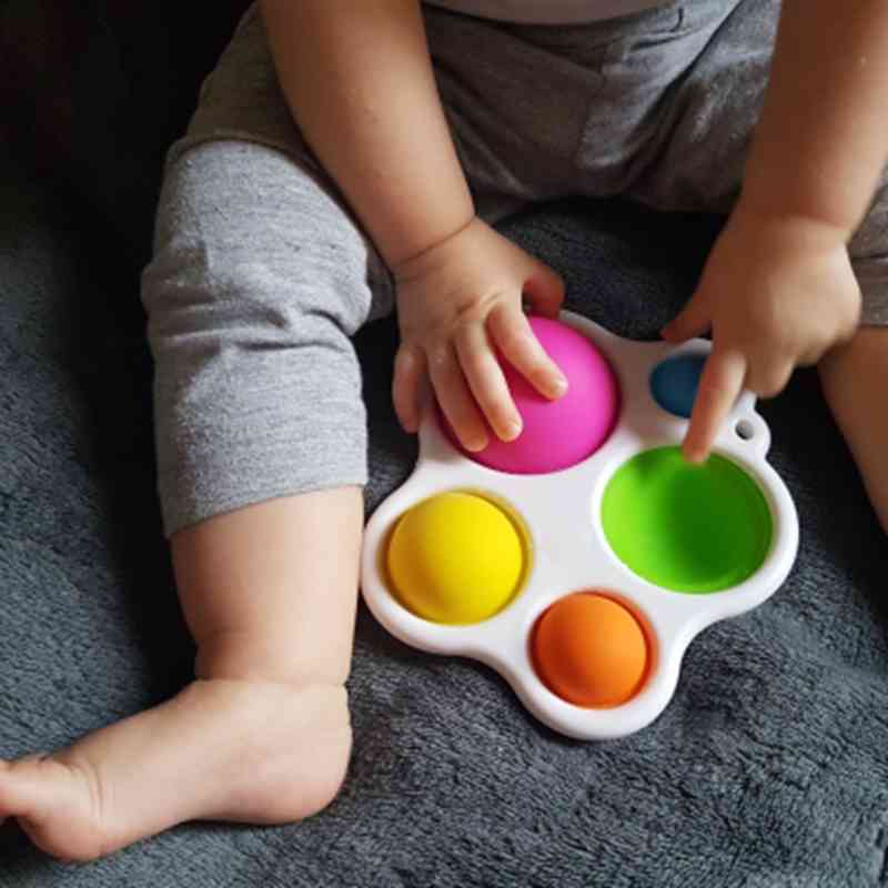 Divertente Del bambino Giocattoli Colorati Esercizio Bordo Sonaglio Giocattoli per I Bambini I Bambini Lo Sviluppo dell'intelligenza Precoce Giocattolo Educativo