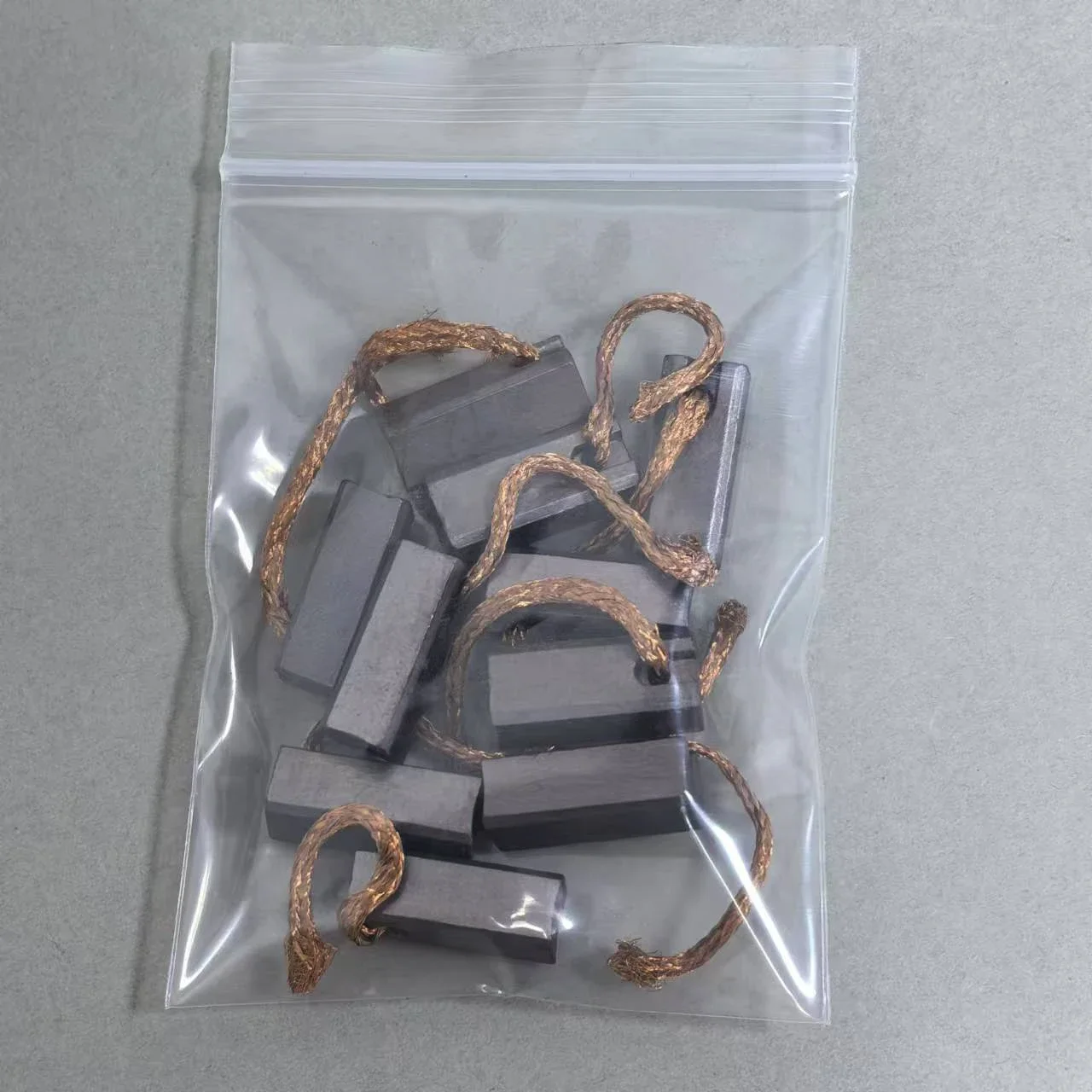 10 teile/los Auto Fenster Wischer Motor Motor Kupfer Carbon Pinsel 3*4*5*6*7*8*9*10*12*14*15*16*17*18mm Auto Teile: YELLOW
