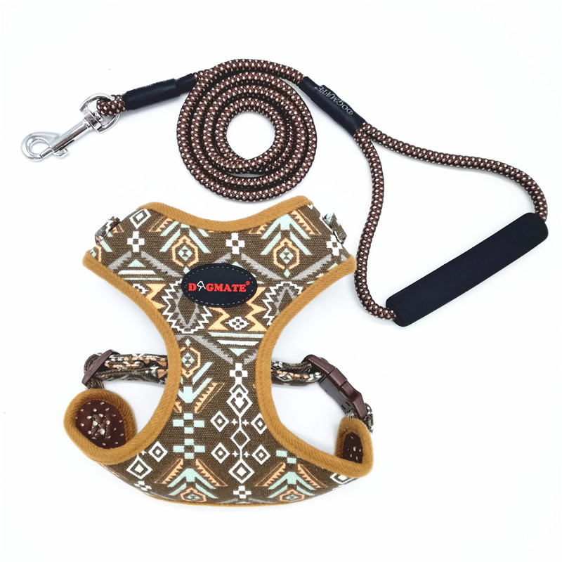 Hond Harnas Kleine Folk Stijl Zachte Canvas Pet Harness En Leash Set Ademend Verstelbare Puppy Harnas Vest Wandelen Leads Yorkie: brown / S 34-44cm chest