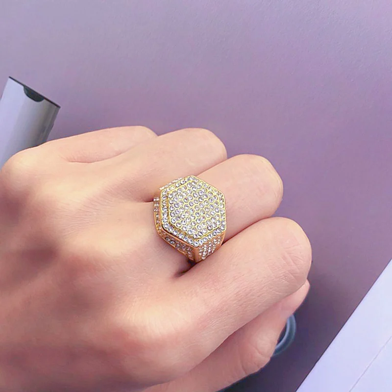 BAOSHINA męski pierścionek Hip Hop Iced Out wysokiej jakości Micro Pave CZ palec serdeczny kwadratowe pierścionki dla mężczyzn biżuteria