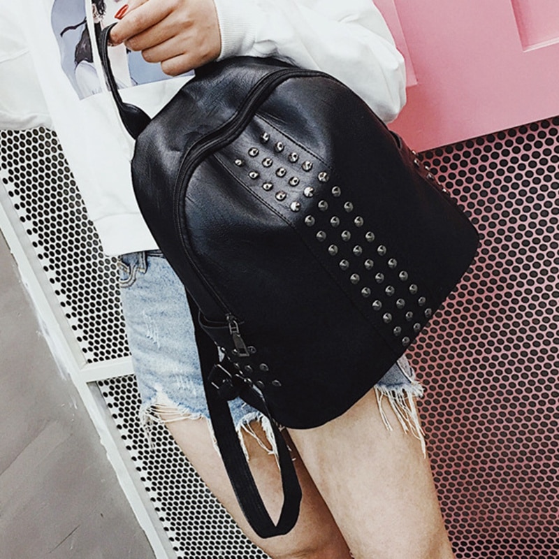 Klinknagel Versierd Vrouwen Rugzak Mode Punk Stijl Pu Leer Student Schooltas Outdoor Rugzak