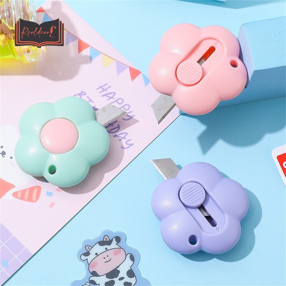1pc Cute Flowers Art Cutter Portable Mini Utility Knife Student Art Supplies DIY Tools Stationery Paper Cutter
