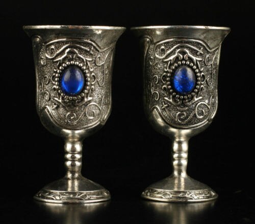 EEN paar Collectie Oude Handgemaakte Miao zilver ingelegd met blue bead Goblet cup