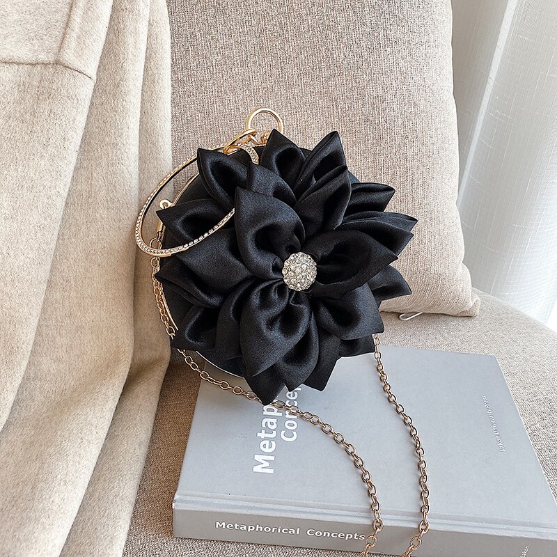 Mild damväska med diamantmetallring pu läderblomma axelväska