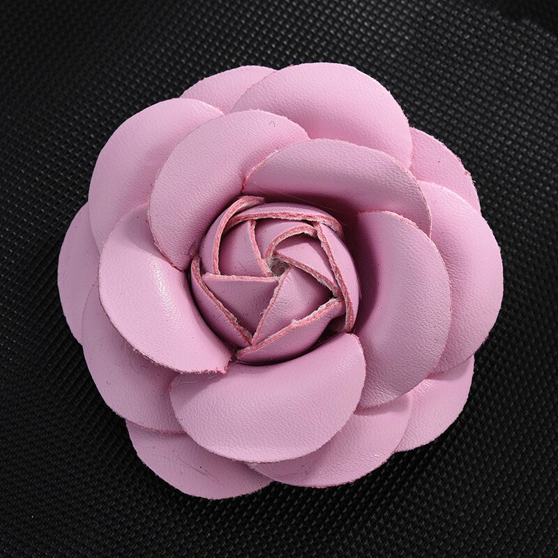coreano hecho a mano PU cuero Camelia flor broche botón solapa Pin joyería broches ramillete para las mujeres Accesorios: Pink