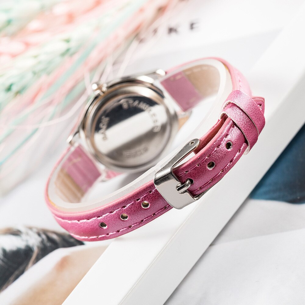1 stücke Rose Leder Nette Reizende Mädchen Damen frauen Uhr freundlicher Pferd Quarz Schüler freundlicher Ebene armbanduhr