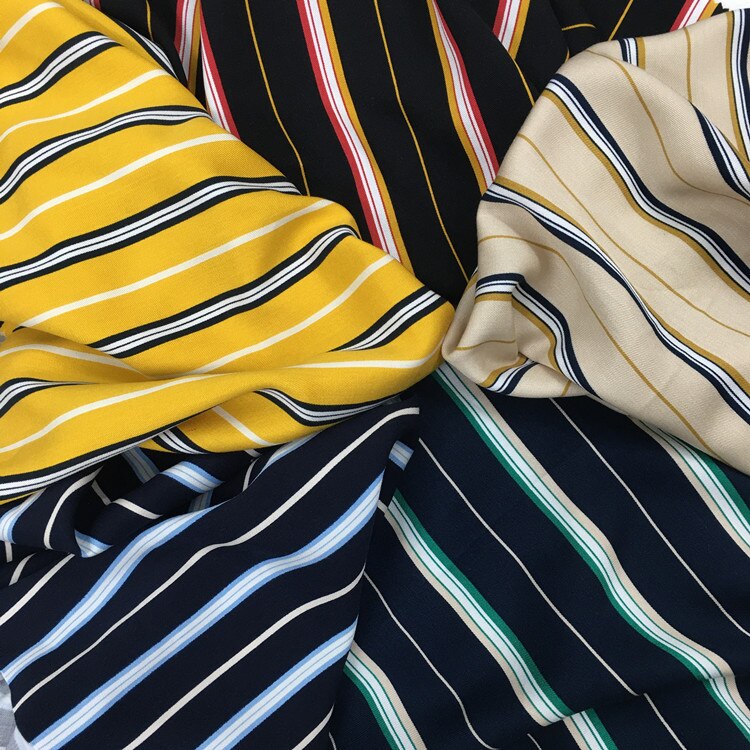Tela de rayón fino para mujer, tejido con estampado de rayas de Color, a la , para vestido, novedad de 2022