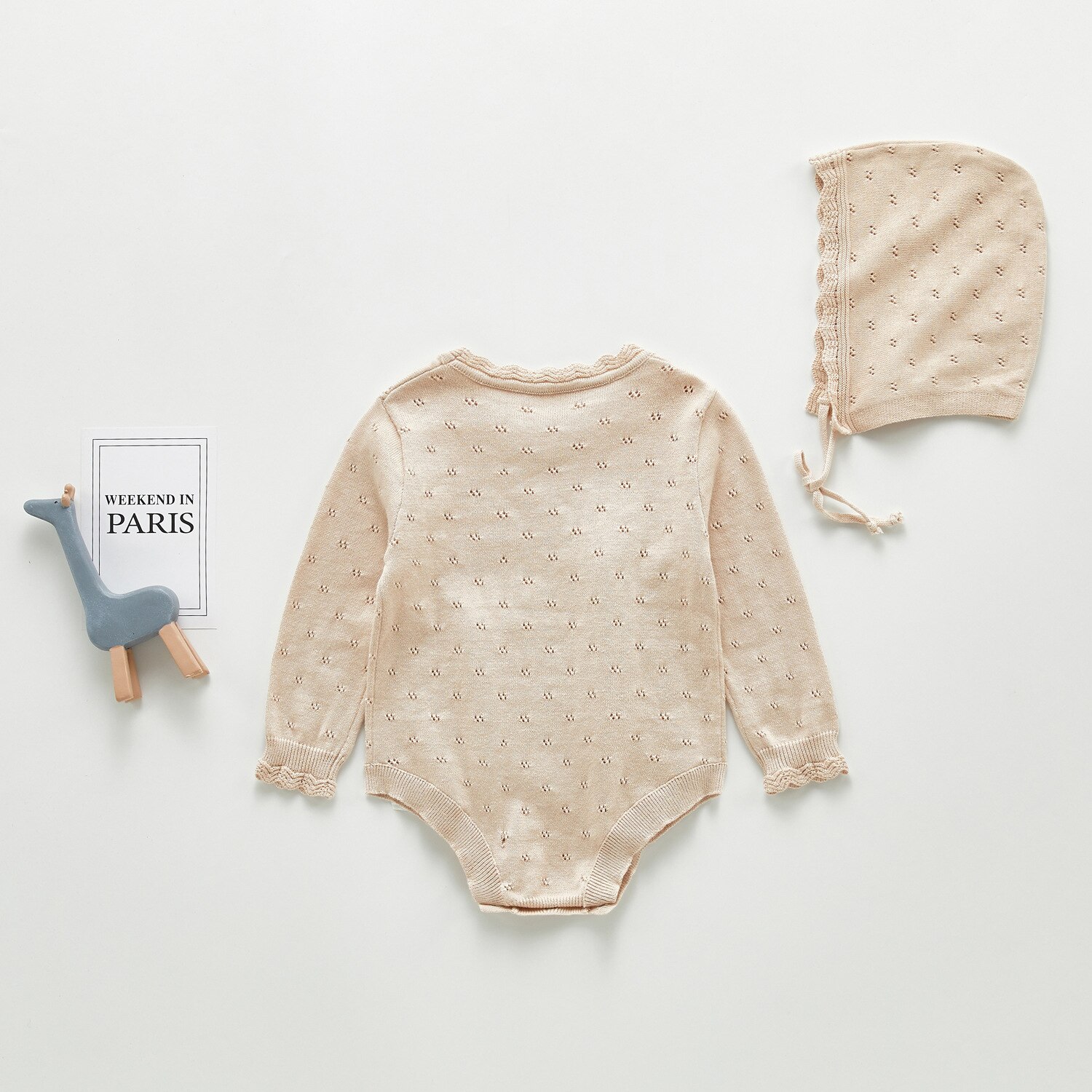 Spring Baby Boys And Girls Simple Long Sleeves bodysuit/Romper And Hat Set main image 1