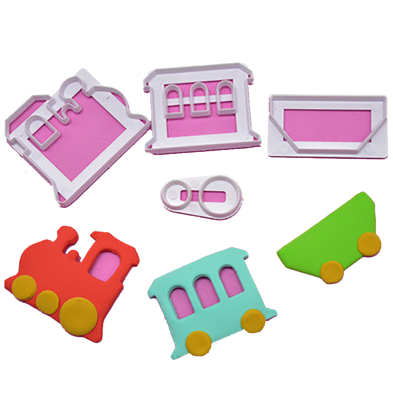 4Pcs Kinderen Trein Bakken Afdrukken Set Transporter Embossing Mold Lente Mold Cookie Fondant Cutters Stamp Keuken Bakken Tools