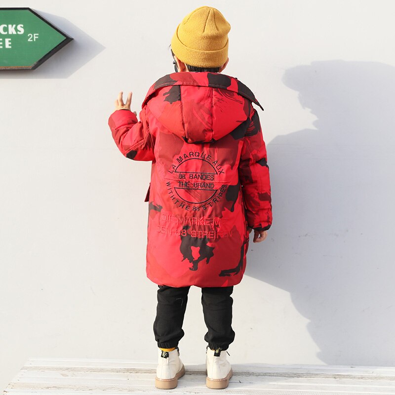 Babyjongens winterjas bedrukt camouflage verdikking trenchcoat 4-13 jaar oud borduurwerk label capuchon kinderwinterkleding