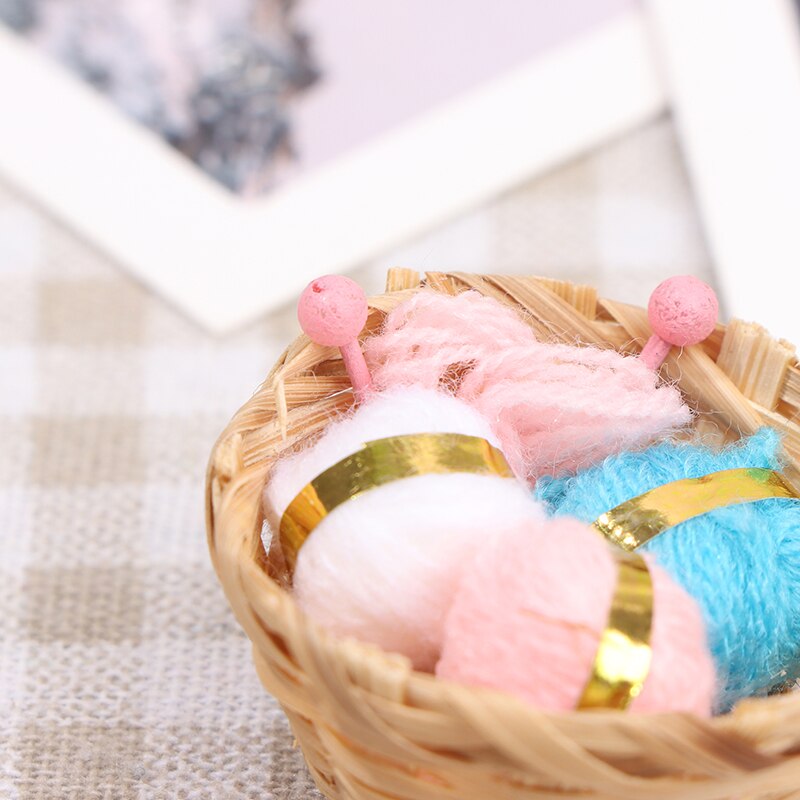 Woolen Knitting Home Work Bamboo Basket Needle Balls of 1/12 Dollhouse miniature