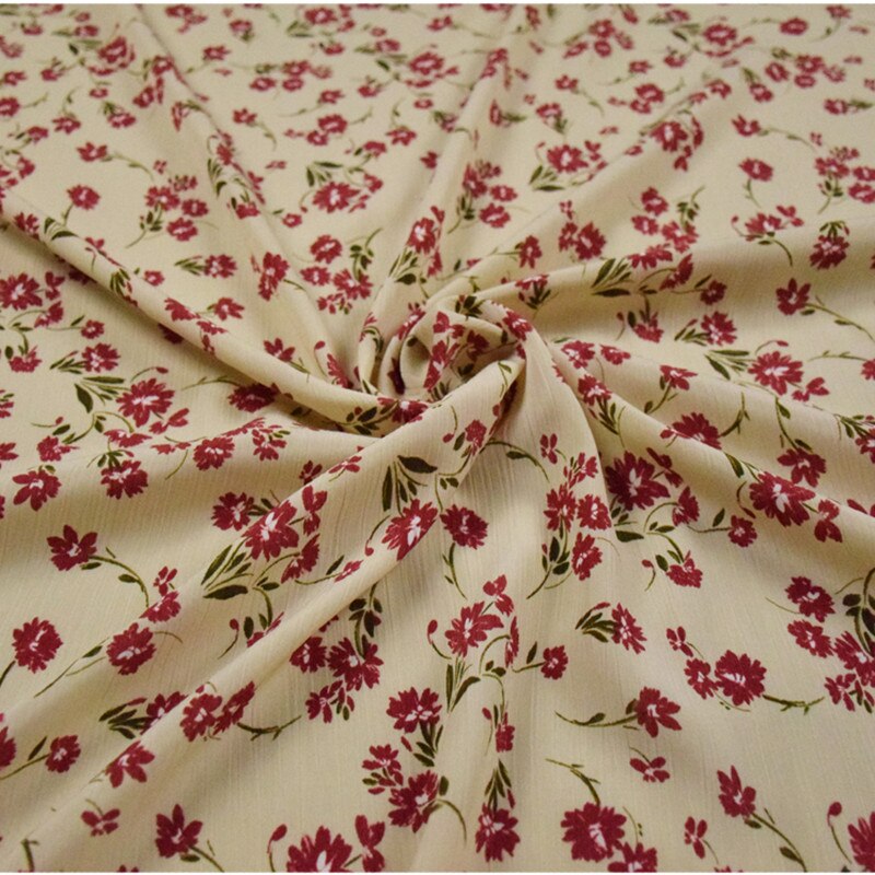 Tela de gasa con flores rojas para vestido, Material de costura para ropa de mujer, color Beige, medio metro, T1413