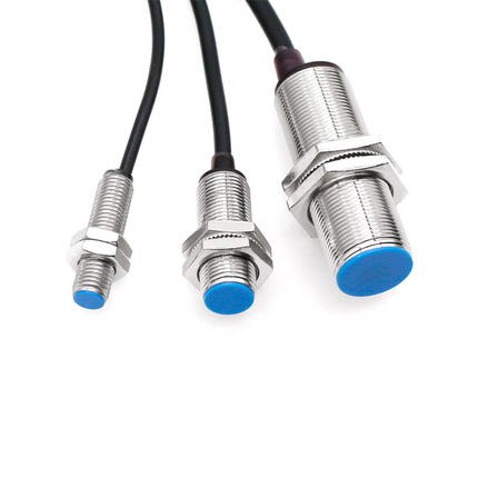 M8M12 sensor M18 limit magnetic proximity switch three-wire 24v magnet sensor NJK-5002C