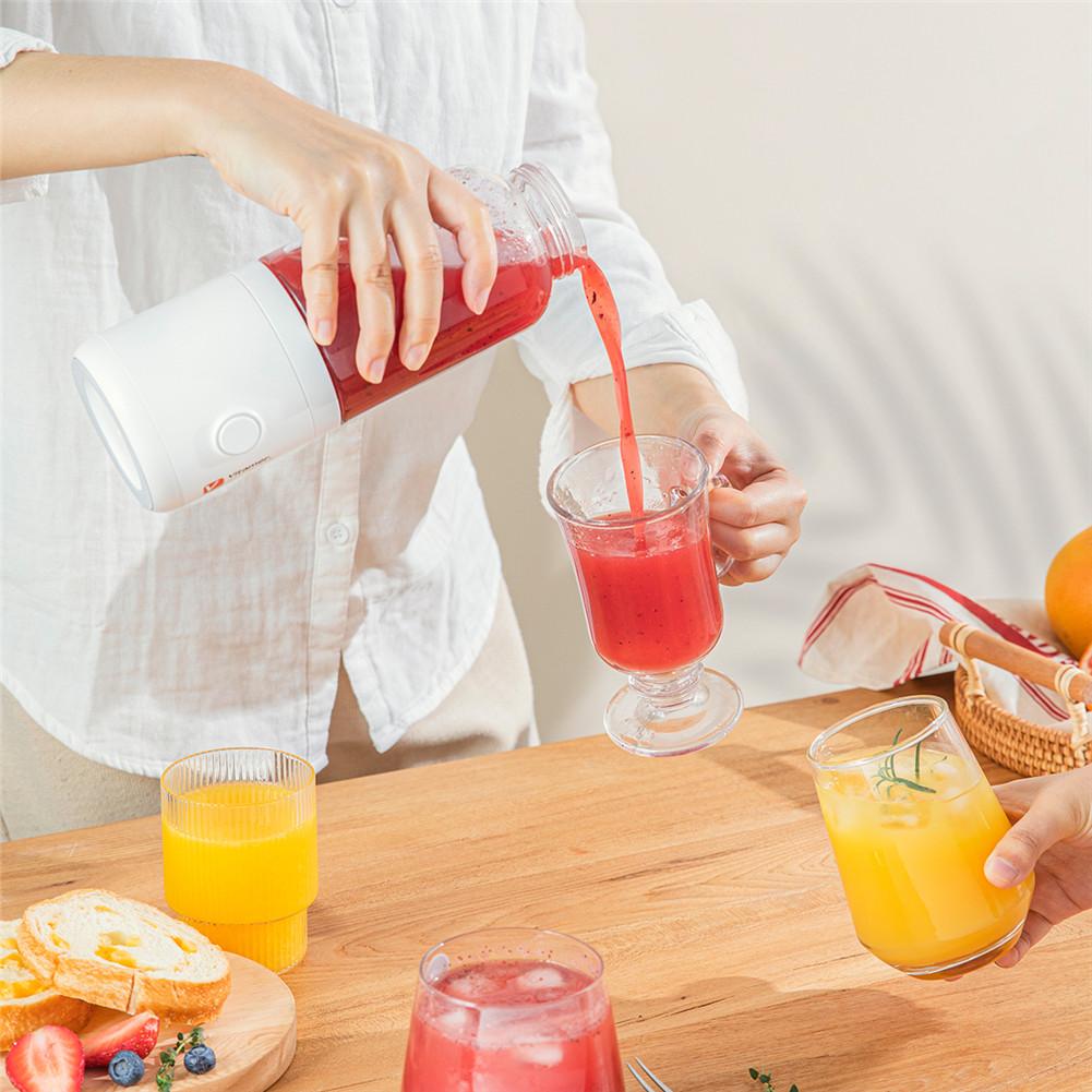 Electric Juicer 500ml Portable Smoothie Blender Mini USB Mixer Electric Juicer Charging Vitamer Fruit Juicer