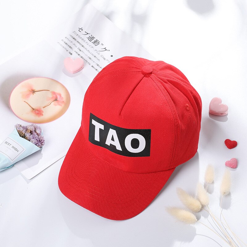 Vår sommer låve hatt søt uformell brev tao takfot låve baseball lokk gutt jente beret caps jenter solhatter: Rød