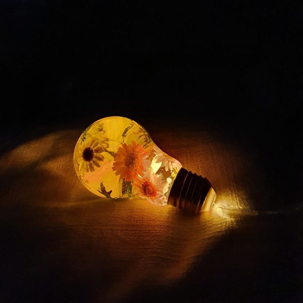 DIY Light Bulb Resin Molds Hand Crafts Tool Bulb Set 2PCS LED Bulb Silicone Molds With 10PCS Caps 4PCS LED Chip Base