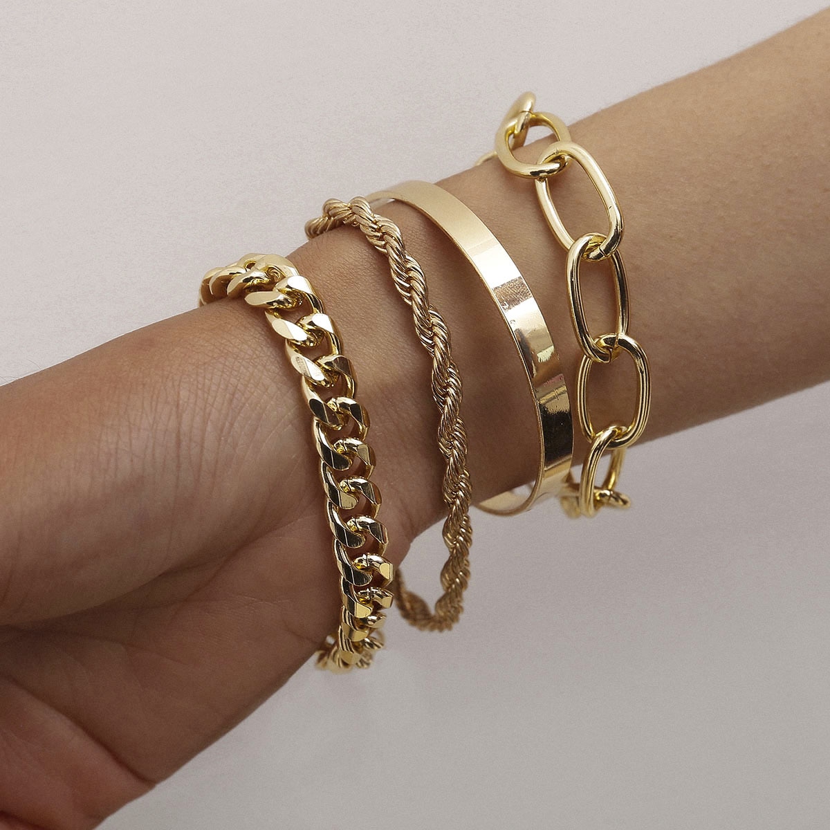 Beliebte schmuck mit glatte C-förmigen mischen und spiel twist kette armbänder einfache übertrieben O-kette set armband für frauen