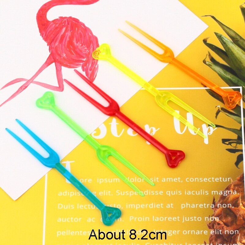 100PCS 9CM Cocktail Sticks Plastic Fruit Forks For Kids Disposable Cute Fruit Skewers Aperitif Cocktail Decor Buffet Picks Party: Mix Color Love
