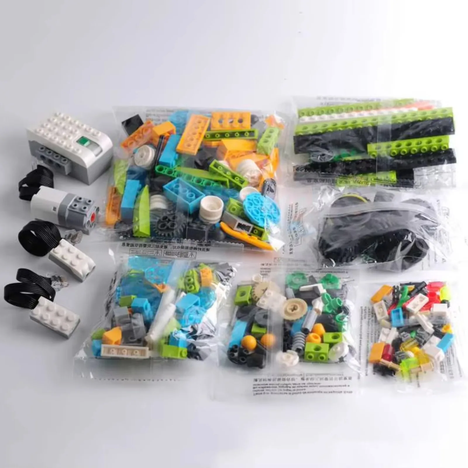 We-do2.0 Compatible legoed Education Building Blocks Kit with 280pcs & Sensors