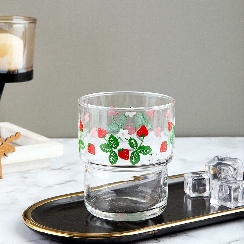 Koreanska små jordgubb glas ins retro glas frukost kopp jordgubbe kopp mjölk kopp värmebeständig vattenflaska vinglas