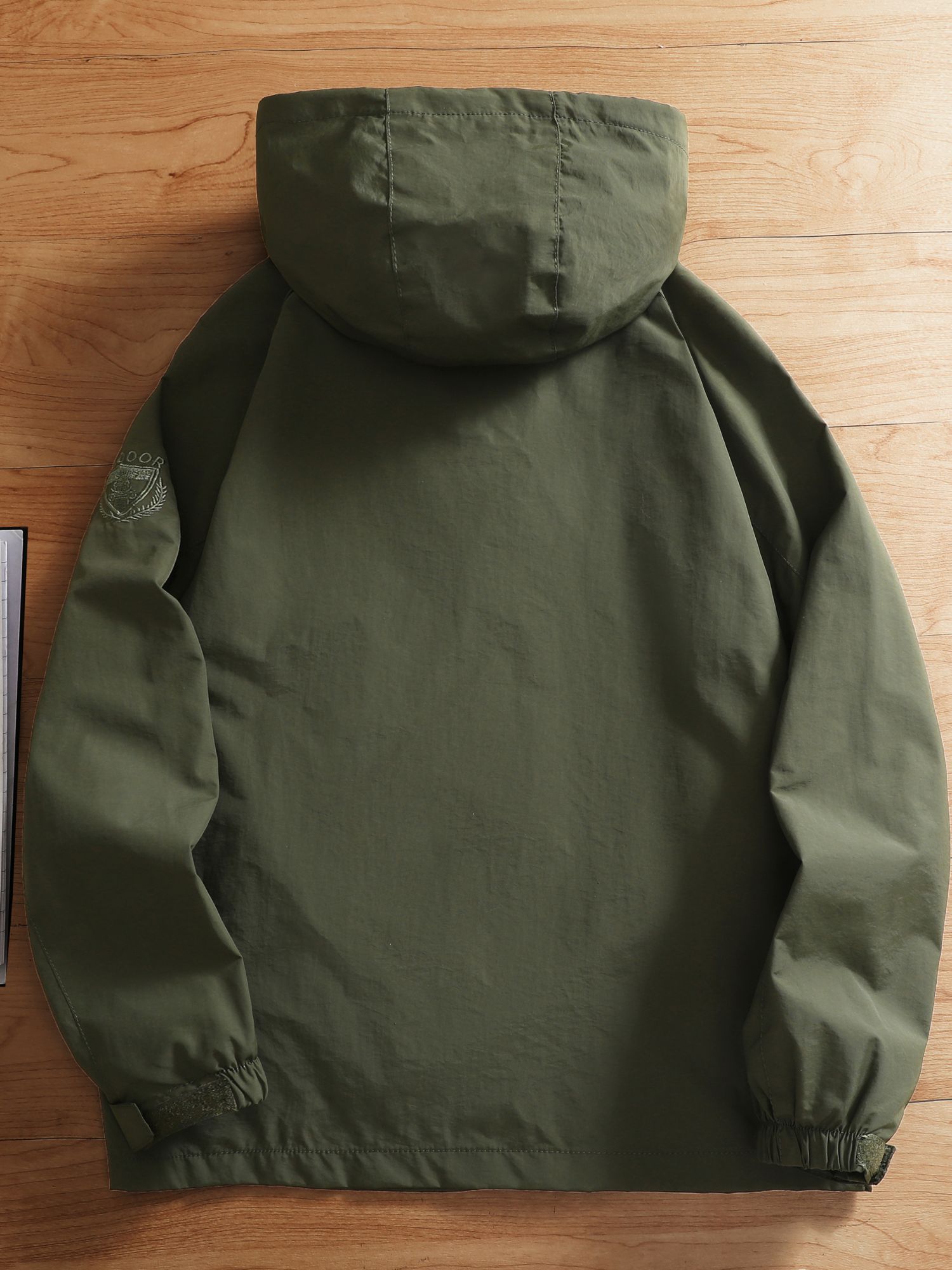 Caminas al aire libre para hombre, deportes, ocio, impermeable, resistente al viento, multibolsillos, sombrero desmontable, chaqueta, chaqueta