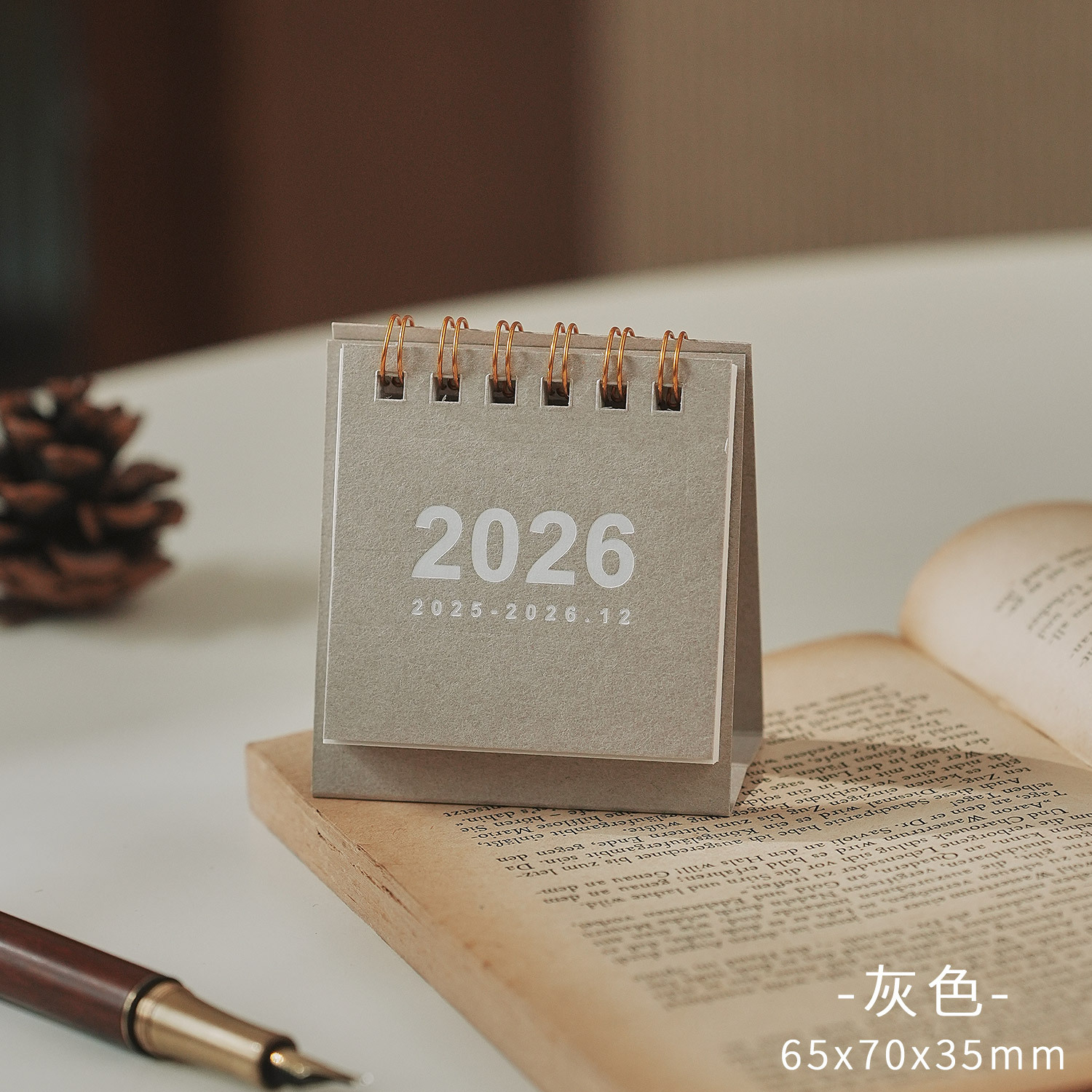Mini calendrier 2026 Simple, fournitures scolaires et de bureau, calendrier de bureau, planificateur mensuel, accessoires de bureau, enregistrement de décoration: Bleu marine