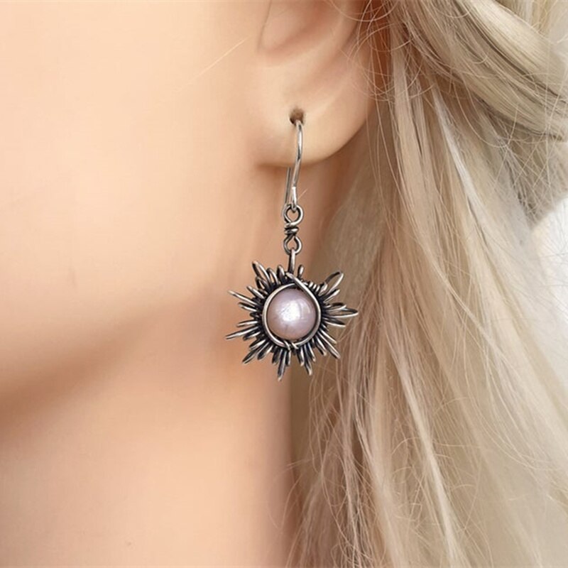 Pendientes bohemios de sol y luna para mujer, aretes colgantes de cristal de Color plateado, joyería Bohemia para mujer, para ella