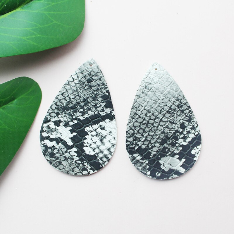 10 pièces Vintage serpent motif PU cuir boucle d'oreille feuille matériaux bijoux à bricoler soi-même faisant des accessoires fournitures: 13