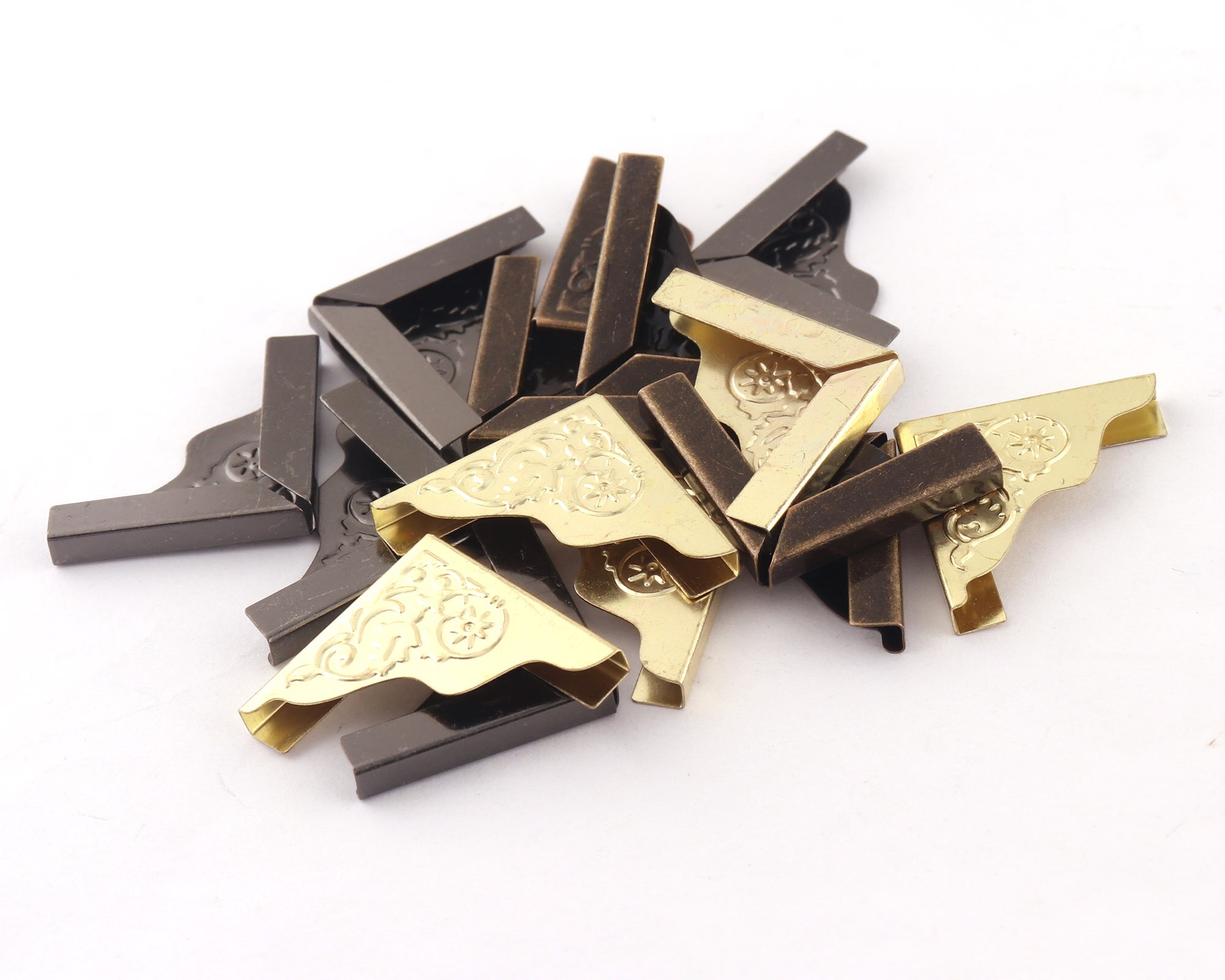 25mm Corner Protection Vintage Pattern Style Box Corner Corners Jewelry Decorative Wood Corner Book Corner clip 12pcs