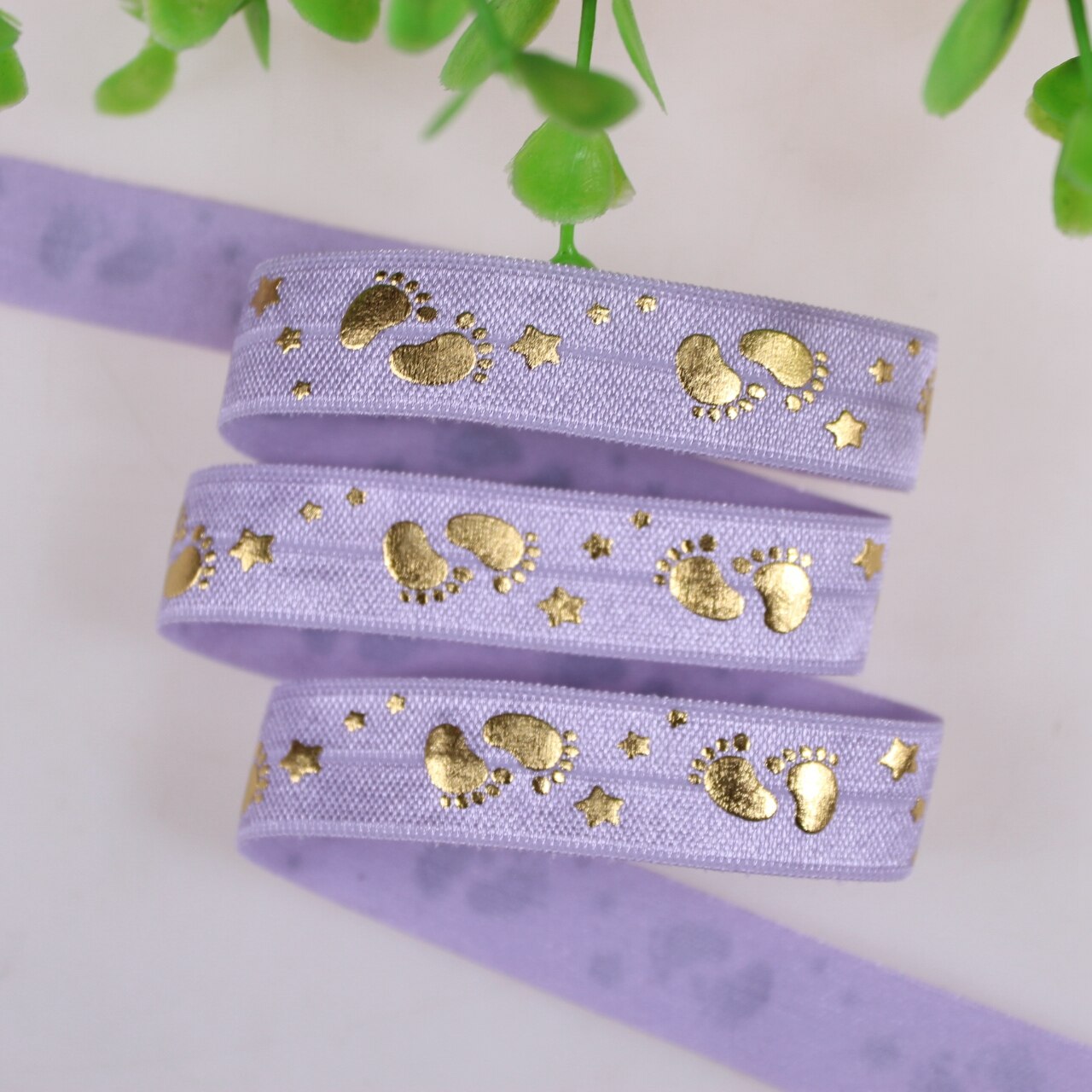 5 farben Gold folie Baby Fußabdruck Gedruckt Feind elastische 5/8 &quot;falten über elastische 50 Meter Profi los