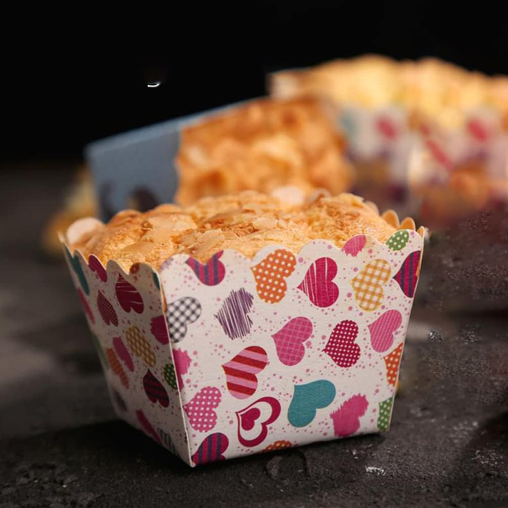 50pcs Cupcake Baking Cups Square Cupcake Liners Disposable Baking Wrappers Muffin Cups Desserts Holders for Weddings Birthdays