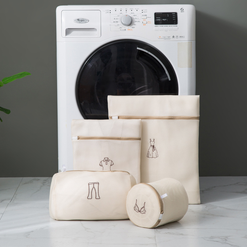 Embroidery Washing Bags Mesh Polyester Laundry Bag Portable Net Bra Wash Basket Organizer For Underwear Clothing Laundry Bag: 4 Pcs