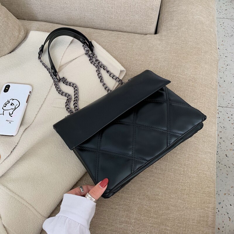 Einfarbig leder schulter Bote tasche neue damen kette handtaschen lässig einkaufstasche multi-schicht umschlag tasche: Schwarz