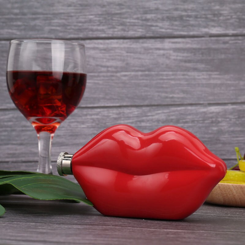 Hip Flask Red Lips Shape 5oz Food Grade Stainless Steel Alcohol Whiskey Bottle Drinkware Bridesmaid Flasks