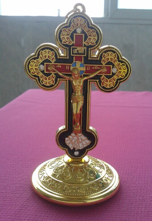 Fine gold-plating Set met diamanten Europese klassieke Jesus cross pictogram auto reizen ornament kruisbeeld craft jesu rood lam van god: D