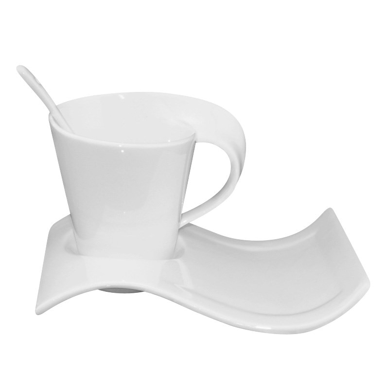 bølge benporslin keramisk kopp hvit kaffe cappuccino melk te kopp tallerken og skjesett