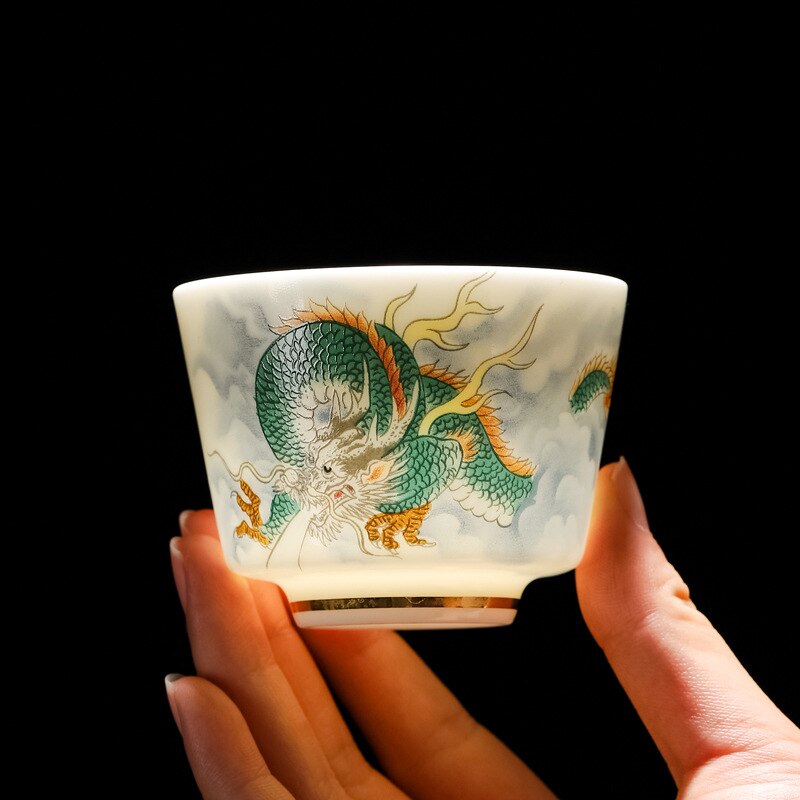 Jade Porselein Kung Fu Thee Cup Creatieve Patroon Draak Tijger Espresso Theekopjes Handpatinted Keramische Theewaar