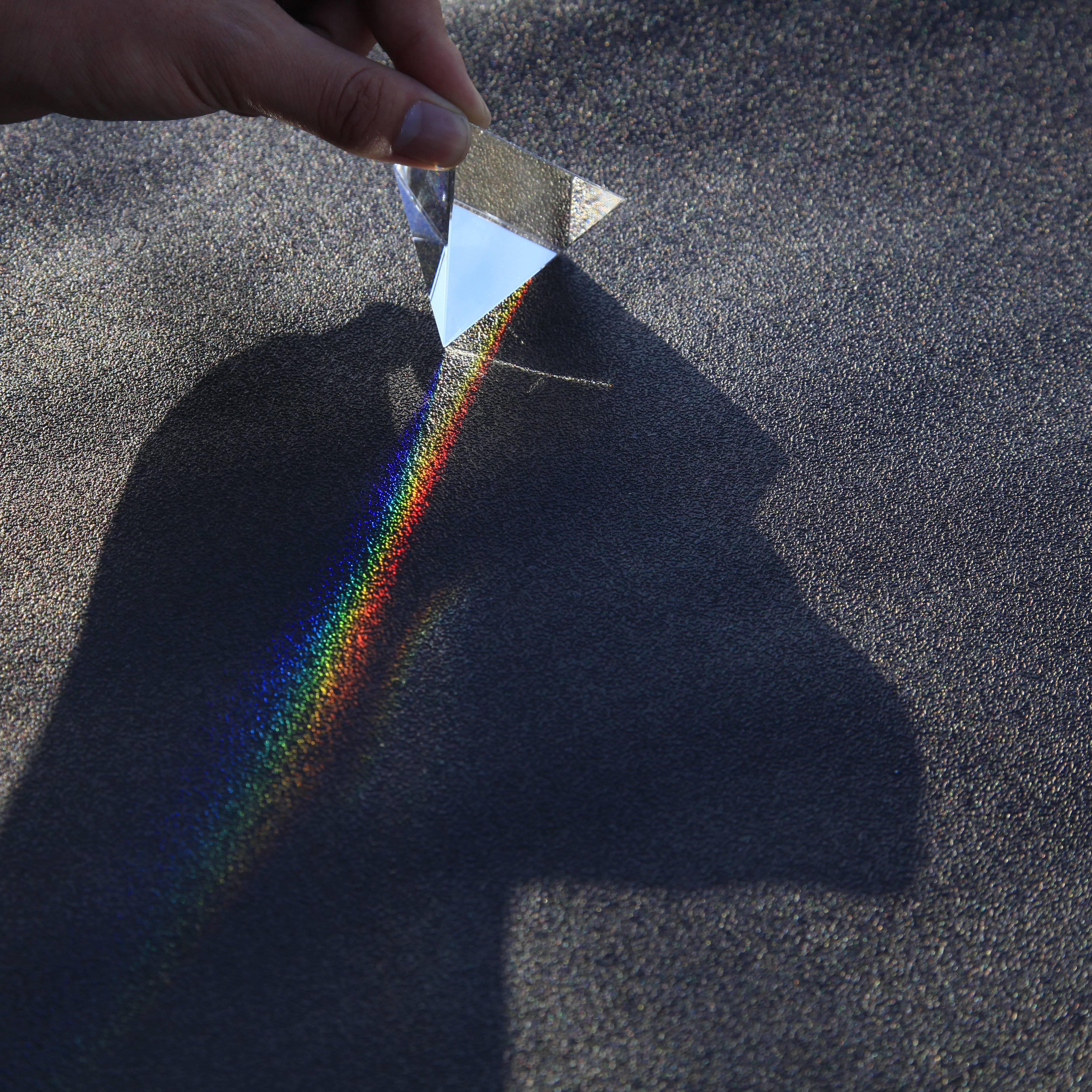 40Mm Glas Transparant Regenboog Polyhedral Piramide Prisma Kristallen Glas Piramide Optische Piramide Crystal Rainbow Piramide