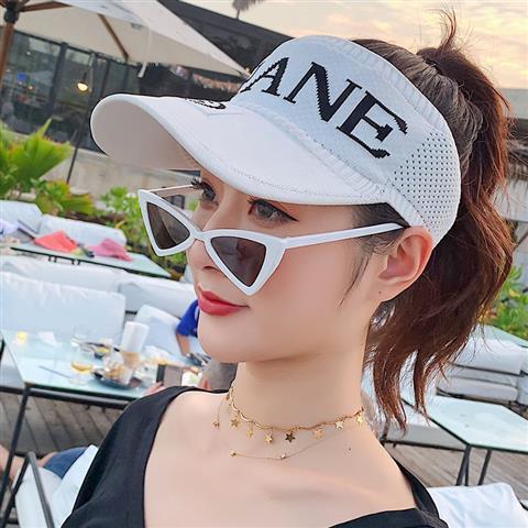 Ladies Summer Ponytail Hat Empty Top Casual Korean Version of The Wild Sun Hat Cap Outdoor Shade Golf Hat: Gray