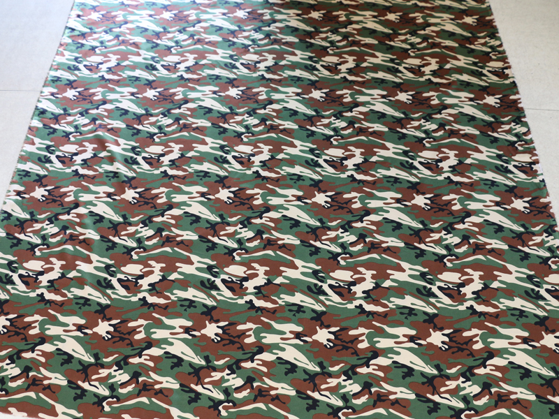 Het Patroon Van De Camouflage Stock Illustratie - Illustration of naadloos, oorlog: 74849769