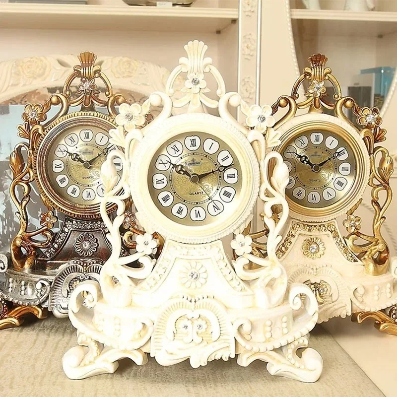 Zegar stołowy w stylu vintage w stylu europejskim Francuski dekoracyjny analogowy zegar na biurko Nie tykający Zasilanie bateryjne do półki w salonie