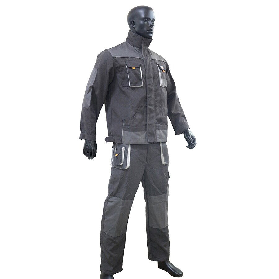 Split work clothes are loose and comfortable