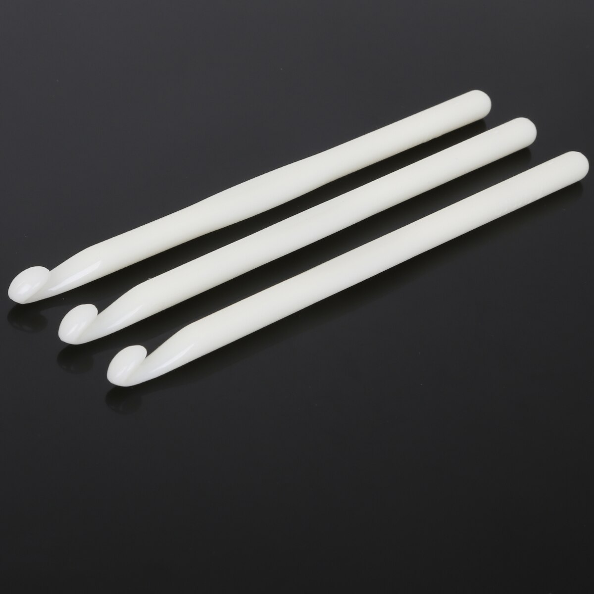 Gancho de ganchillo de plástico blanco para tejer, agujas de tejer, herramientas para suéter, accesorios para manualidades DIY, 3/4/5/6/7/8/9/10mm: 7mm 1pc