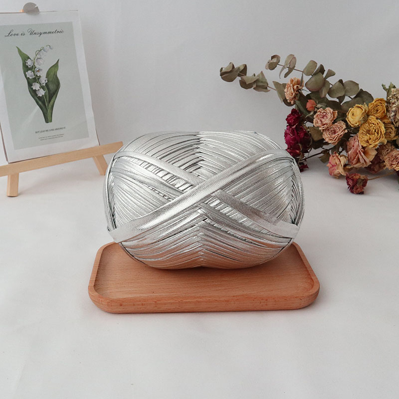 Metallic Tshirt Garen Gehaakte Breien Handwerken Weven Fancy Dikke Doek Wol Glanzend Goud Zilver Purse Handtas Diy Materiaal: Silver 200g per ball