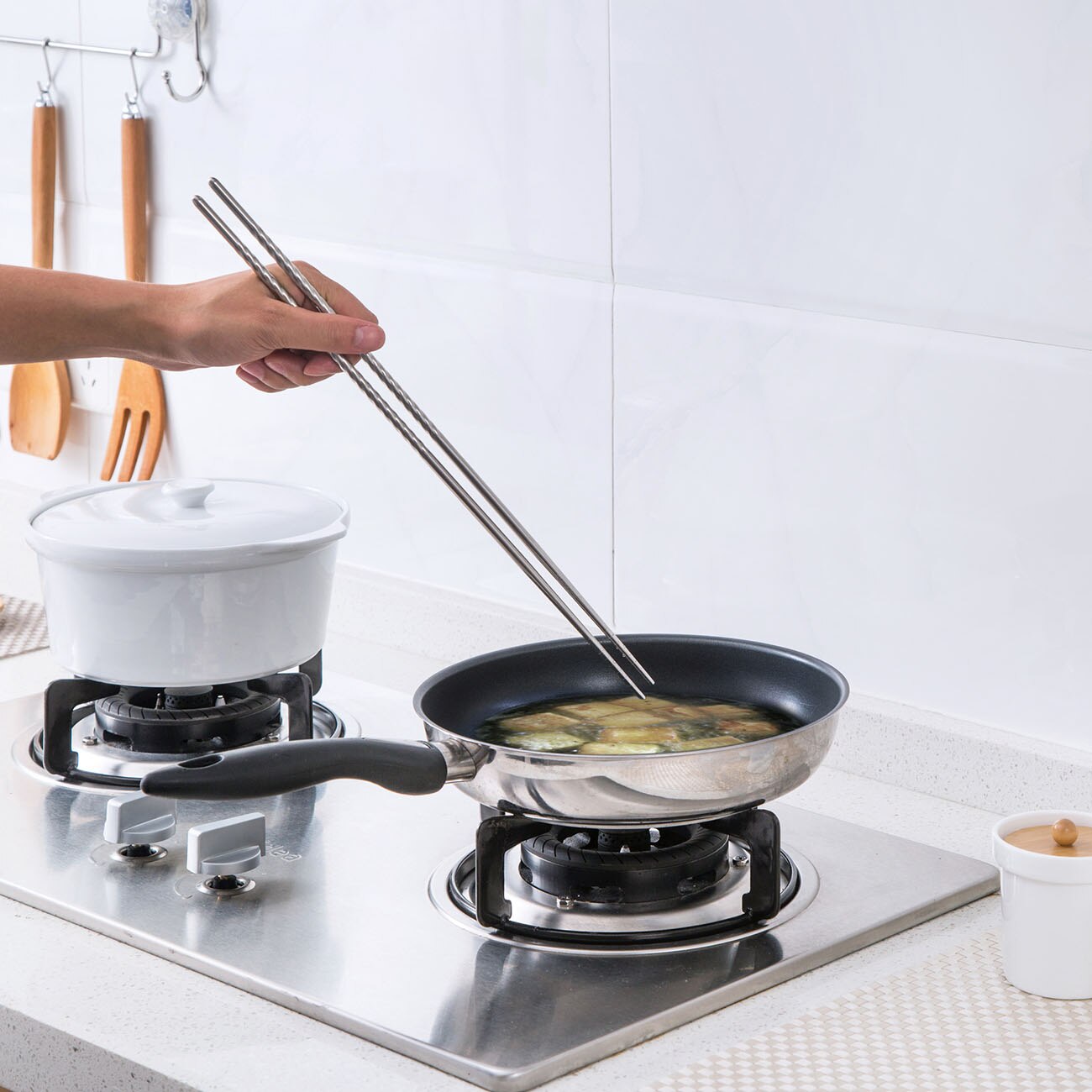 1Pair Stainless Steel Pot Long Chopsticks for Frying Food Cooking Chopsticks Healthy Chop Sticks Reusable Kitchen Tool