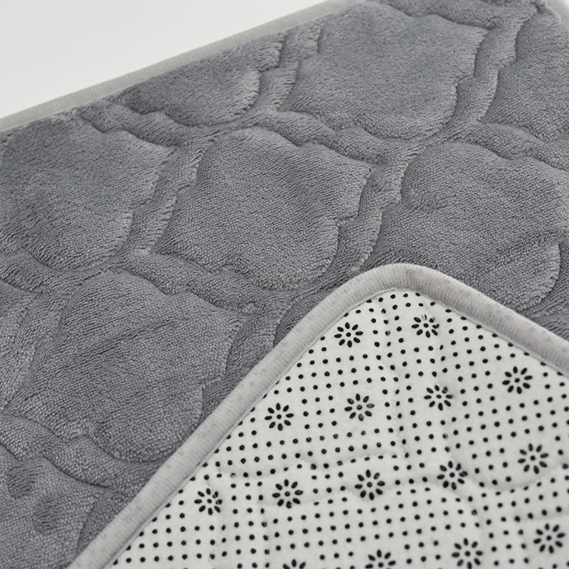 Gestreepte badmat, absorberend sneldrogend keukentapijt, antislip ultrazacht in het tapijt, ideale badkamerproducten voor de slaapkamer.